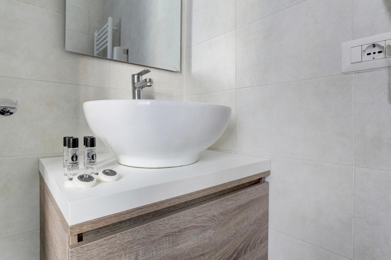 Voyager House Termini - And Guest house 2*