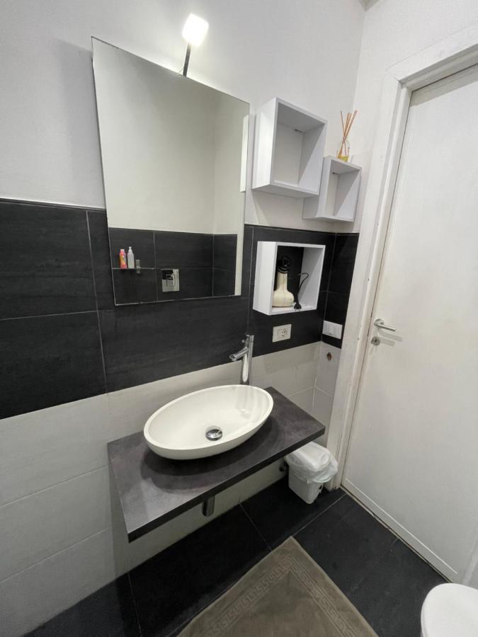Portuense - Holiday * Rome