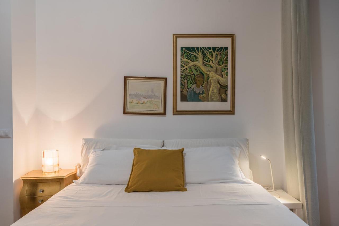 Largo Leopardi Apartment *