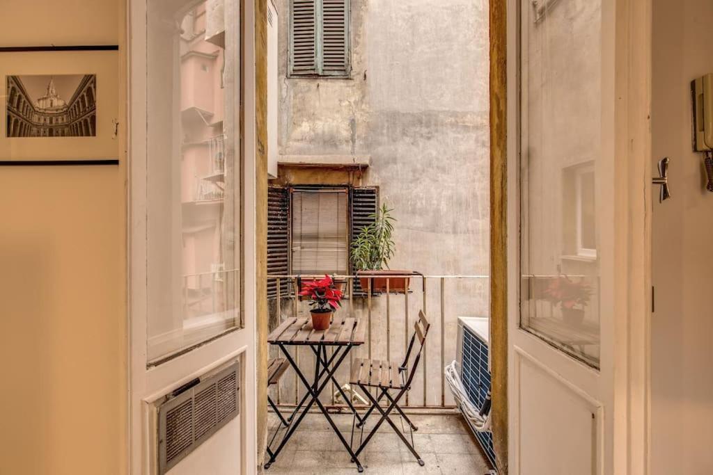 Apartment Monti Coliseum 2nd Floor 3 Bedroom