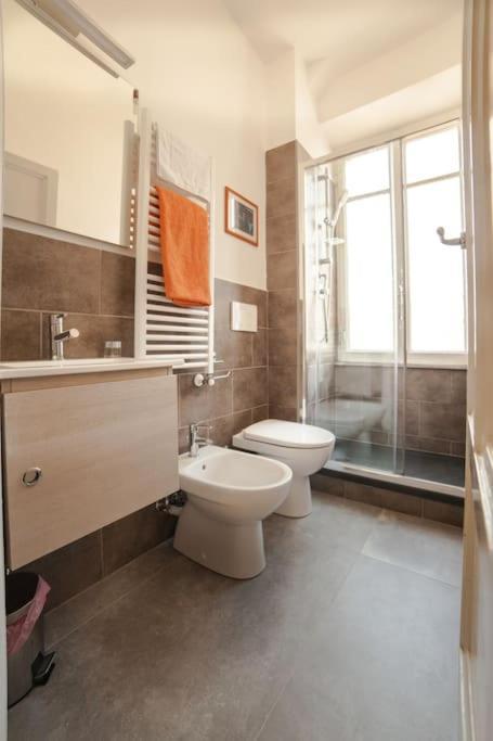 Apartment Monti Coliseum 2nd Floor 3 Bedroom Rome