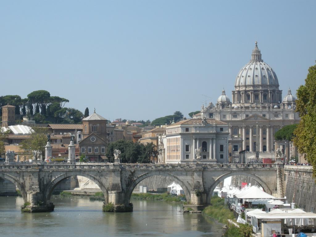 Cancello - Charme Holidays Apartment Rome