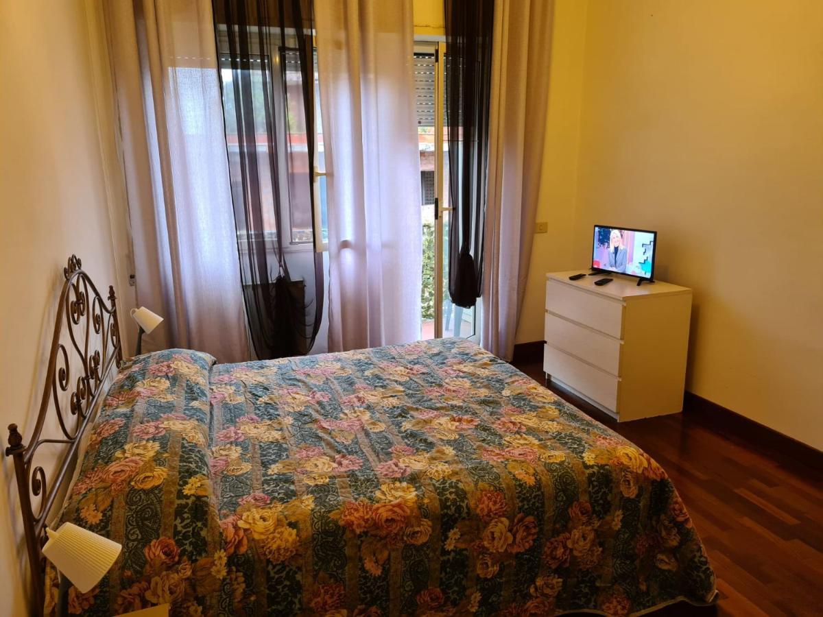 Bed & Breakfast For Rome