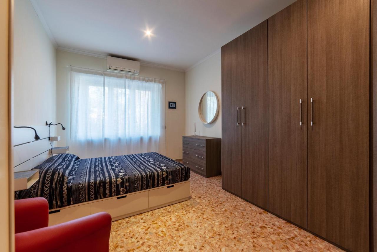 Apartment Santa Croce & Mm San Giovanni *