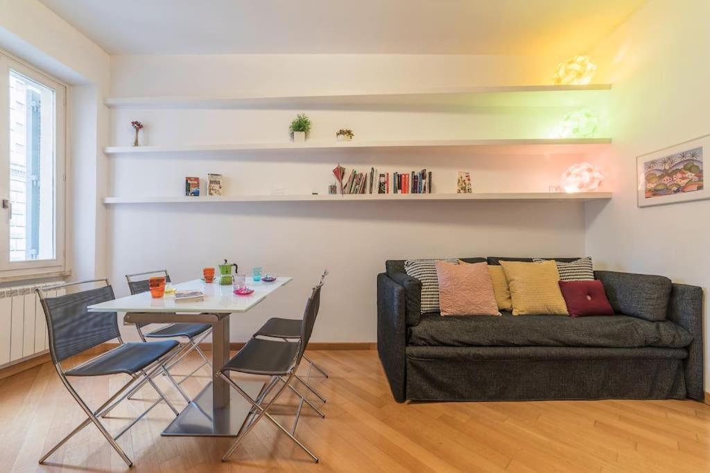 Iflat Ape Ponte Sisto Apartment