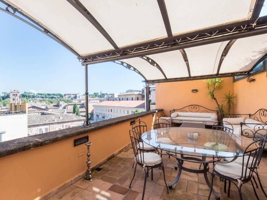 Panoramic Terrace Trastevere Apartment