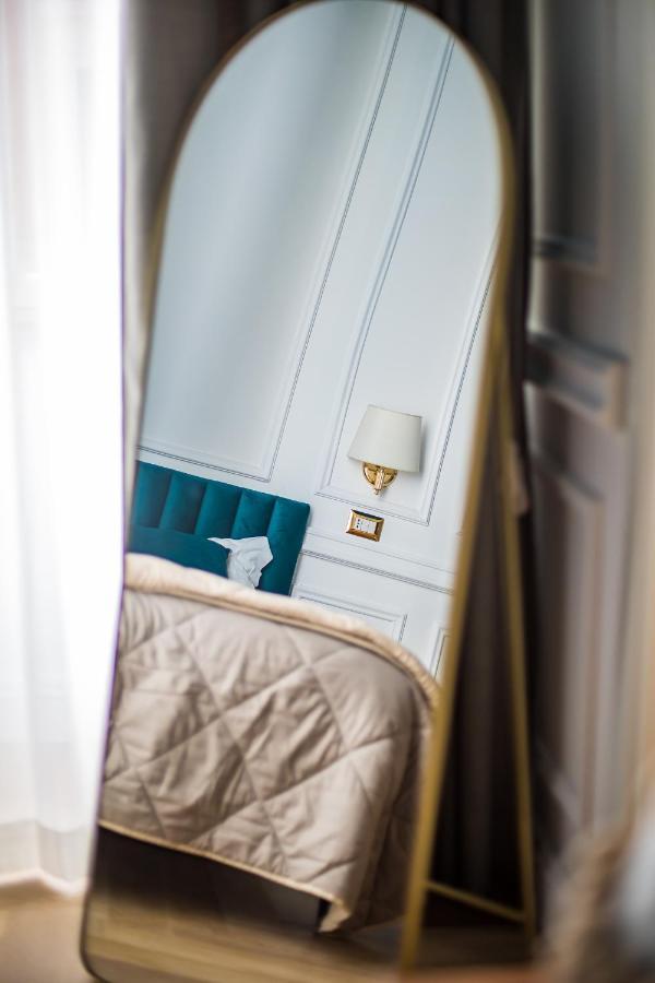 Bed & Breakfast Hold - Luxury Rome