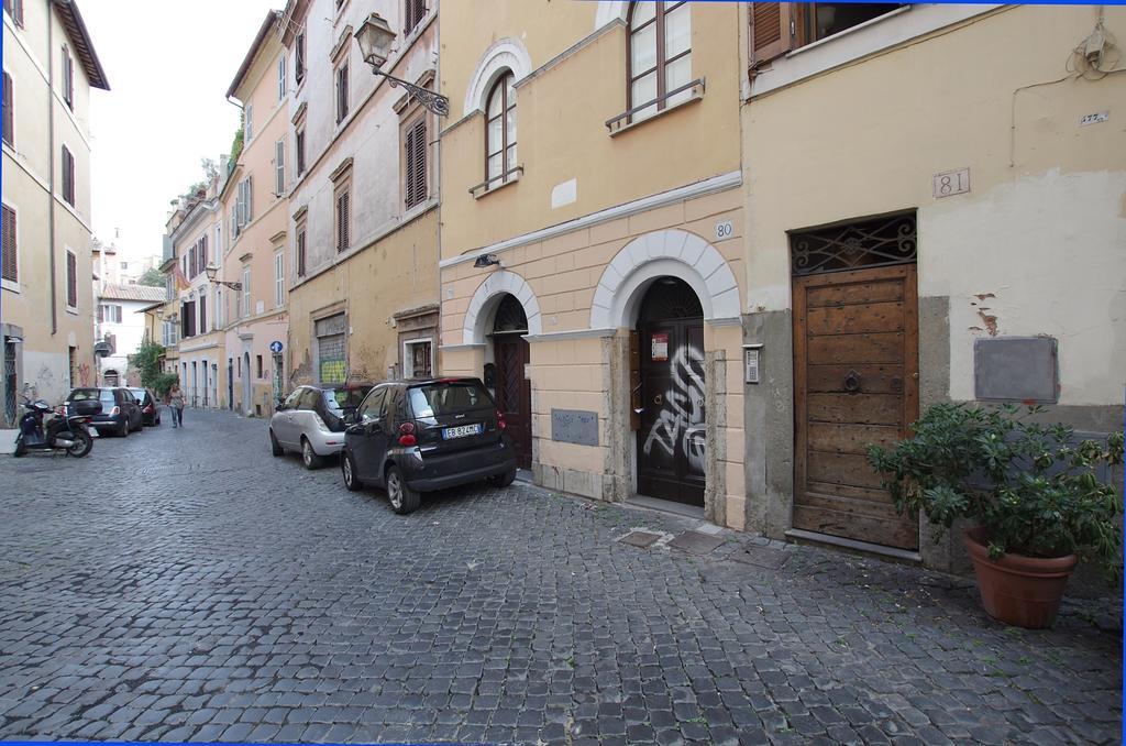 Vacanze Romane Centro Storico Trastevere Rome