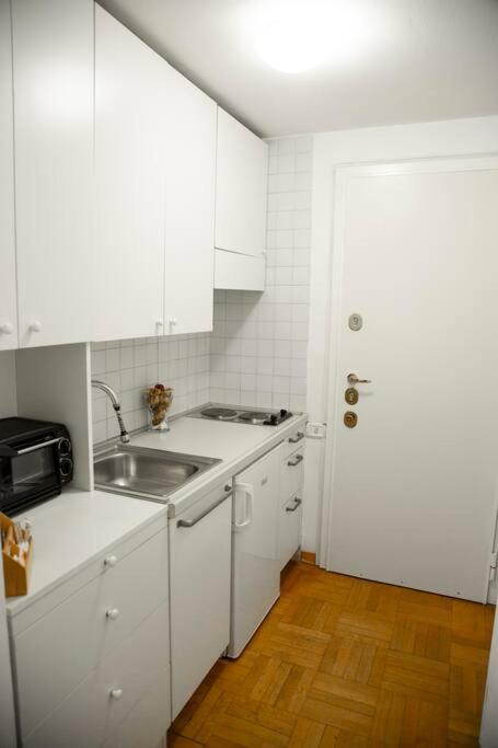 Shabby Shic Studio Al Palatino Apartment *