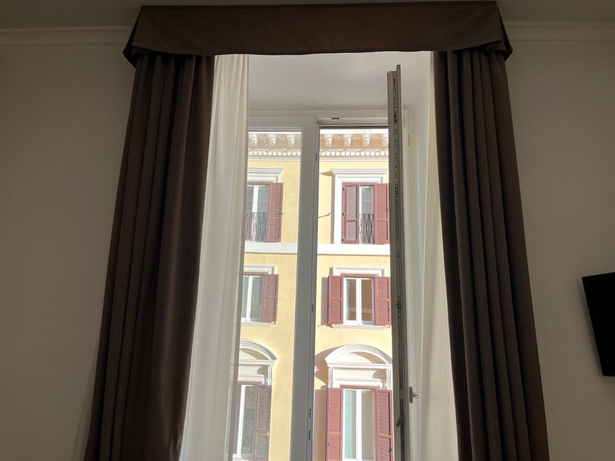 Triple Big Amazing View, For Two O Three Person, In Center Of Guest house