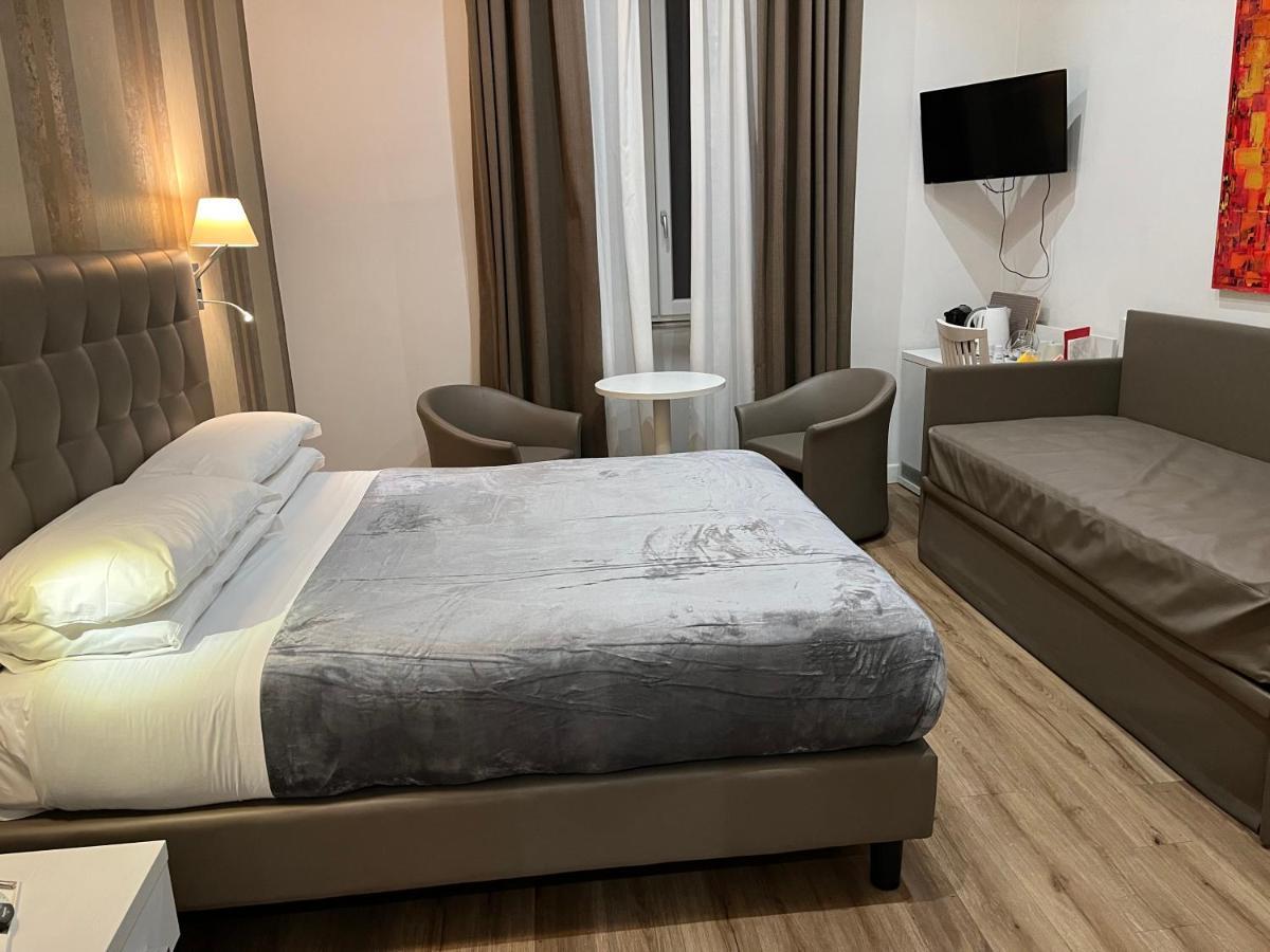 Triple Big Amazing View, For Two O Three Person, In Center Of Guest house Rome