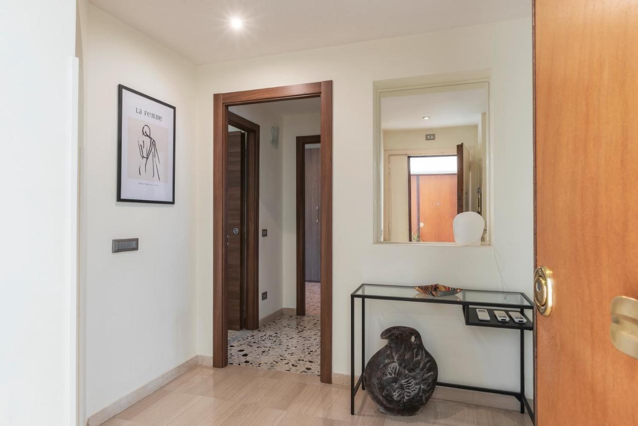 Apartment Santa Croce & Mm San Giovanni *