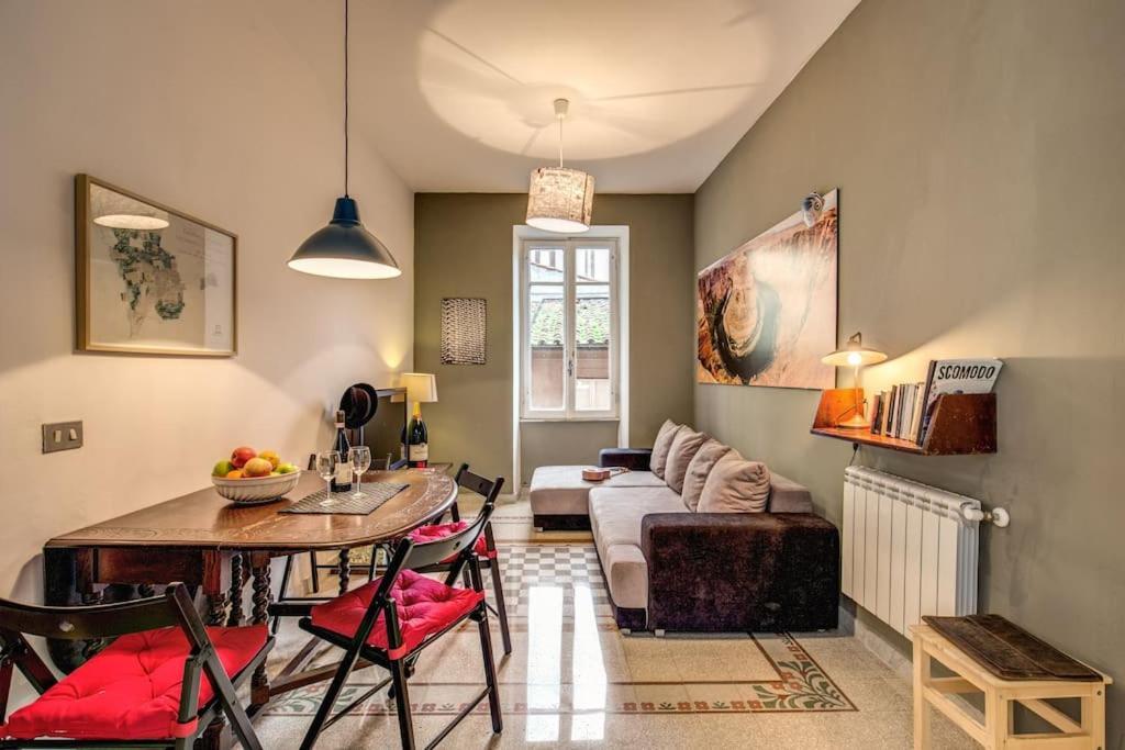 Monti Coliseum 2nd Floor 3 Bedroom Rome