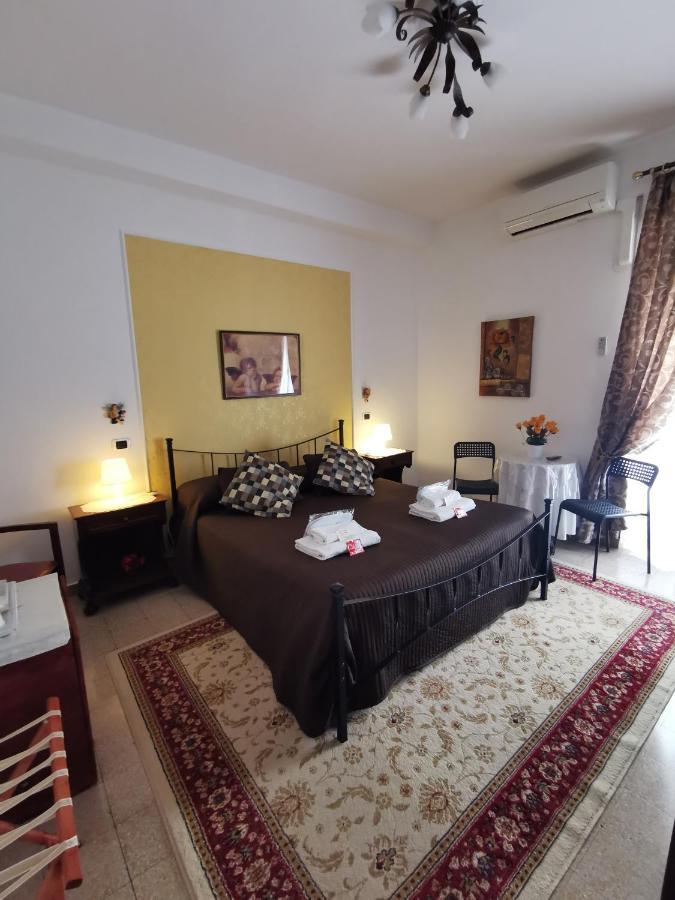 Divina Bed & Breakfast