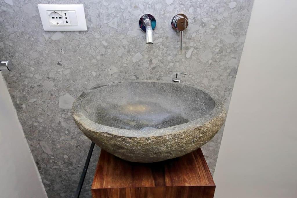 Casina Degli Eroi Roma
