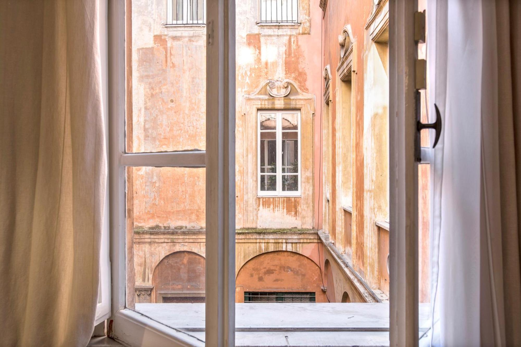 Casa Coronari Holidays Rome