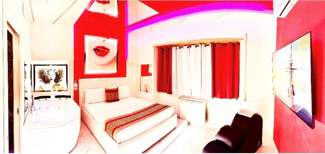 Bed Cinecittadue Bed & Breakfast