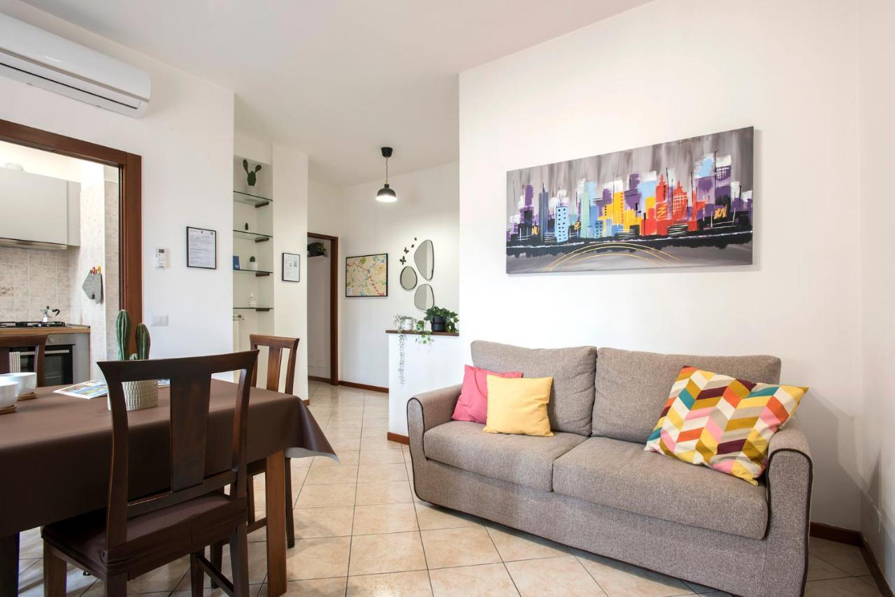 Stylish & Cozy - 5 Star Location- Balcony - View Holiday home *
