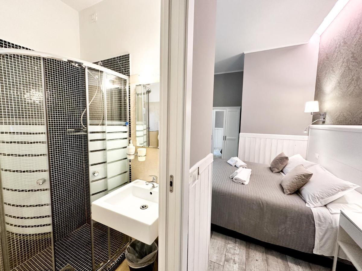 Bed And Guest house 2*