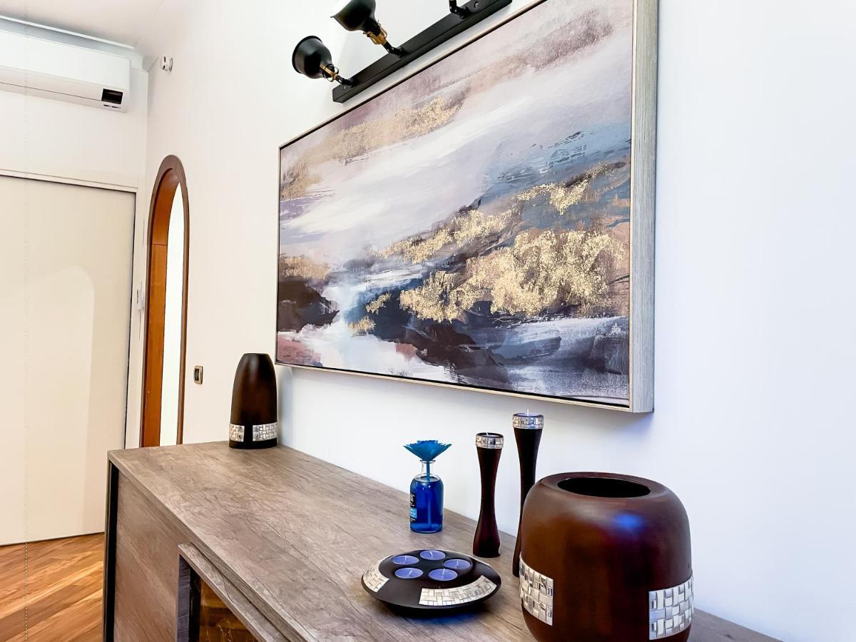 Apartment Piramide Luxury Colosseum