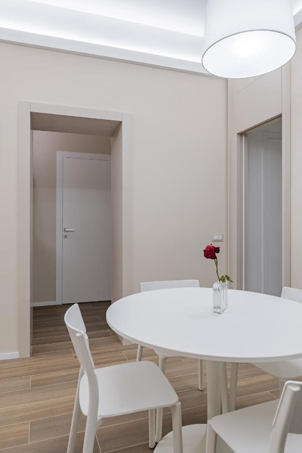 Ginevra-campo De' Fiori Apartment *