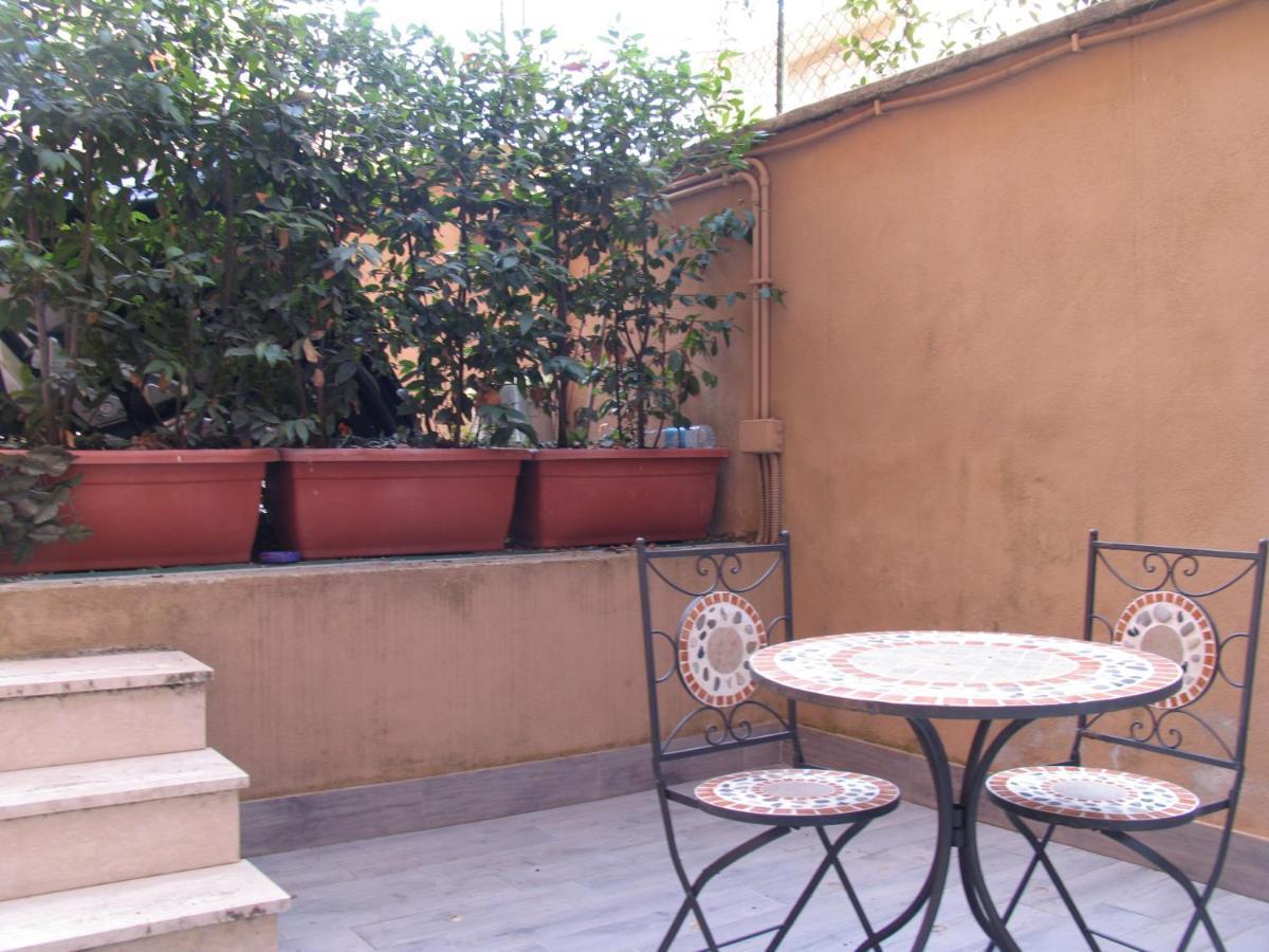 Piazza Bologna Guest house *
