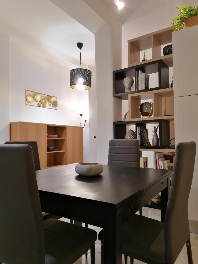 Vatican Walls Apartment *