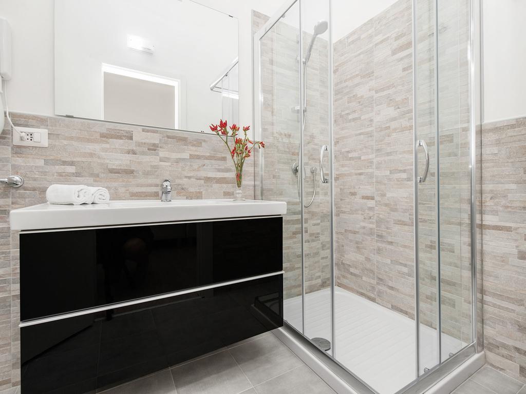 Guest house Black Colosseo Rome