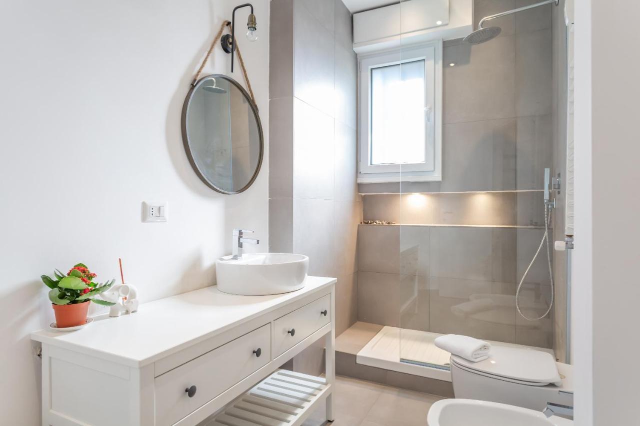 Apartment Corso Francia 2bdr Apartmet *