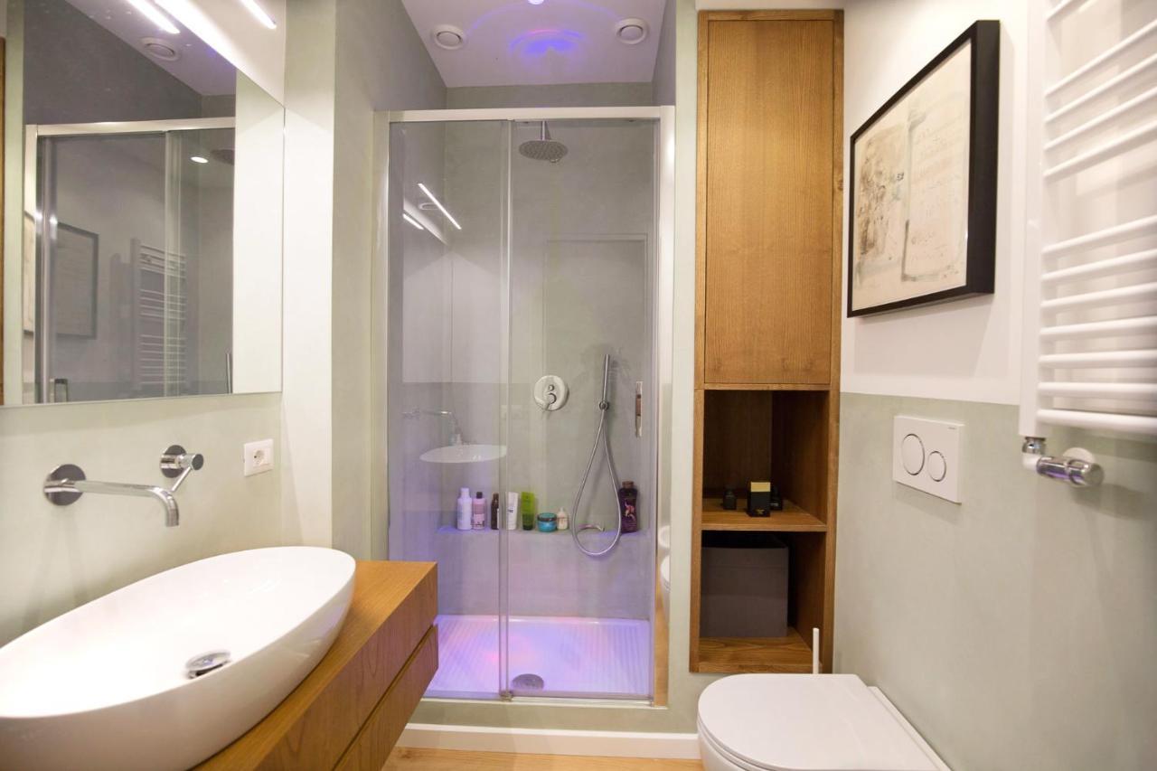 La Dolce Vita - Stylish Flat In Trastevere 100 Sqm