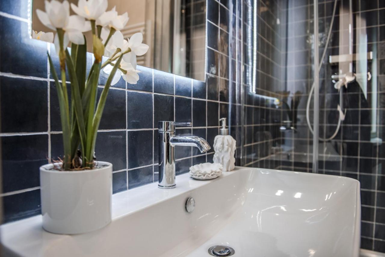 Casa 3 Santi, Your Contemporary In Appartamento *