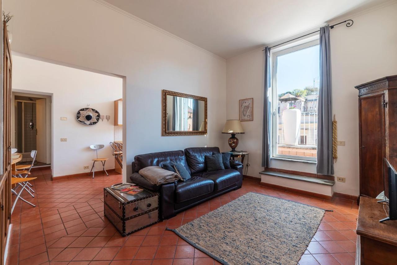 Apartment Spanish Steps Corner *