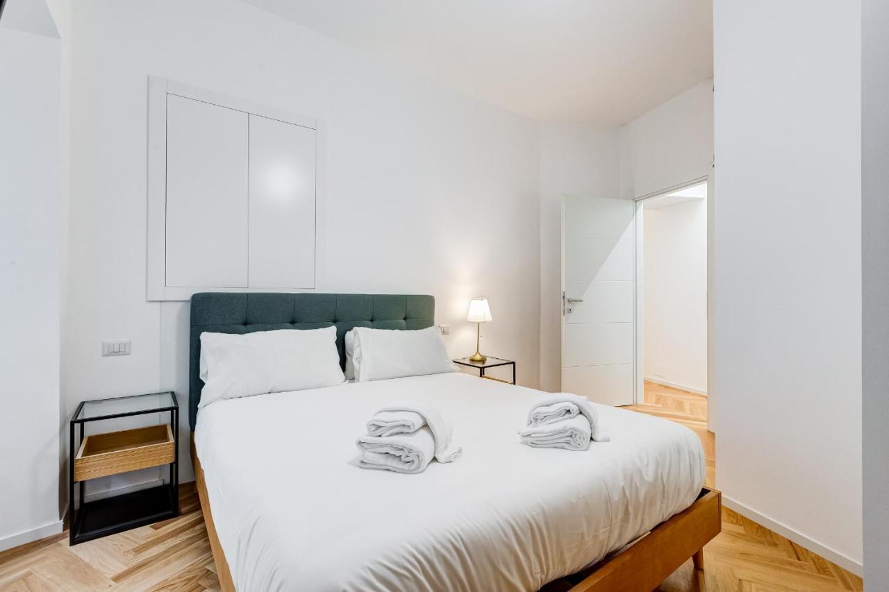 In The Heart Of The Apartment *