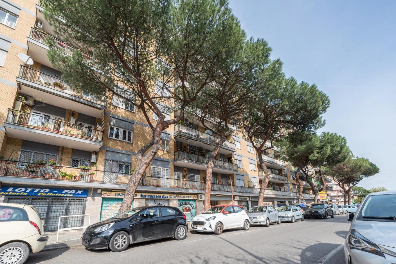 Bright 2 Bedroom And Balcony Apartment Rome