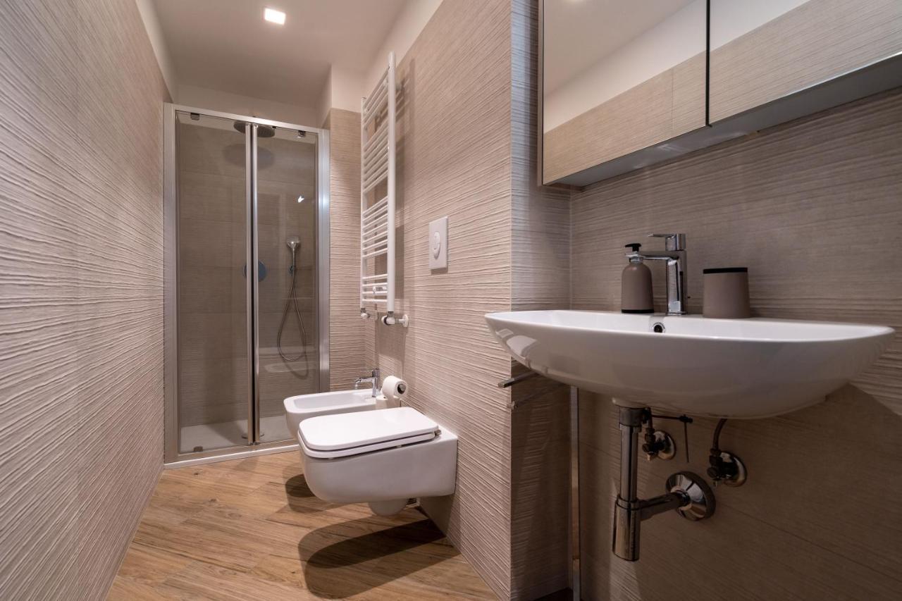 Aurealiving - Trastevere With Rooftop & Gym, Your Place In Apartment Rome