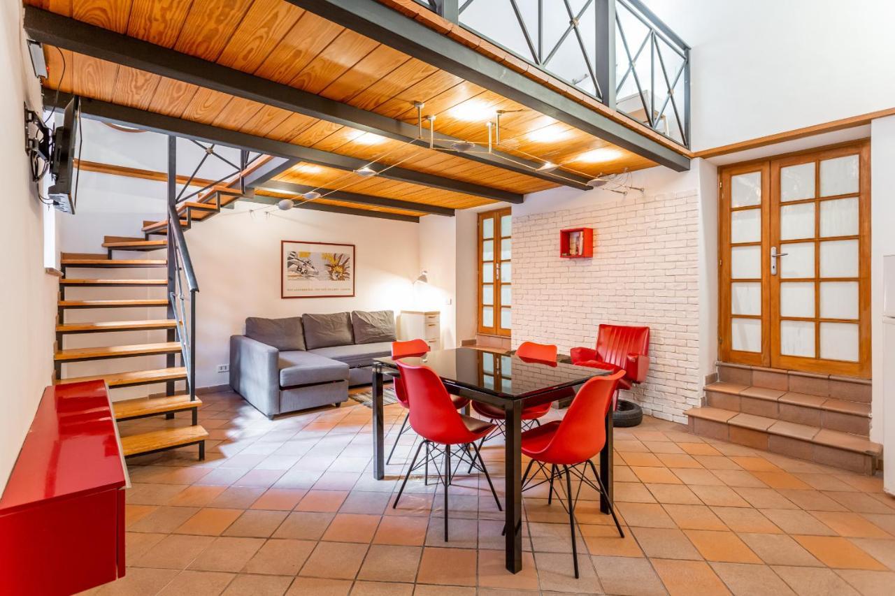 Trastevere Vintage Artistic Loft Apartment