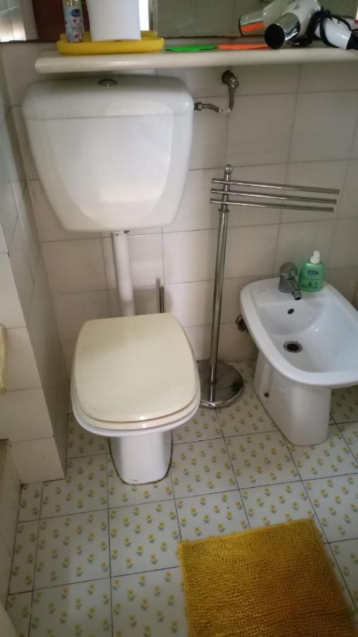 Metro Tor Di Valle Holiday home Rome