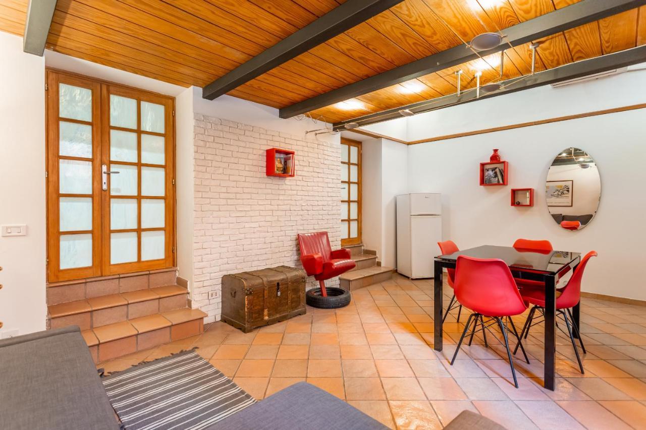 Trastevere Vintage Artistic Loft * Rome