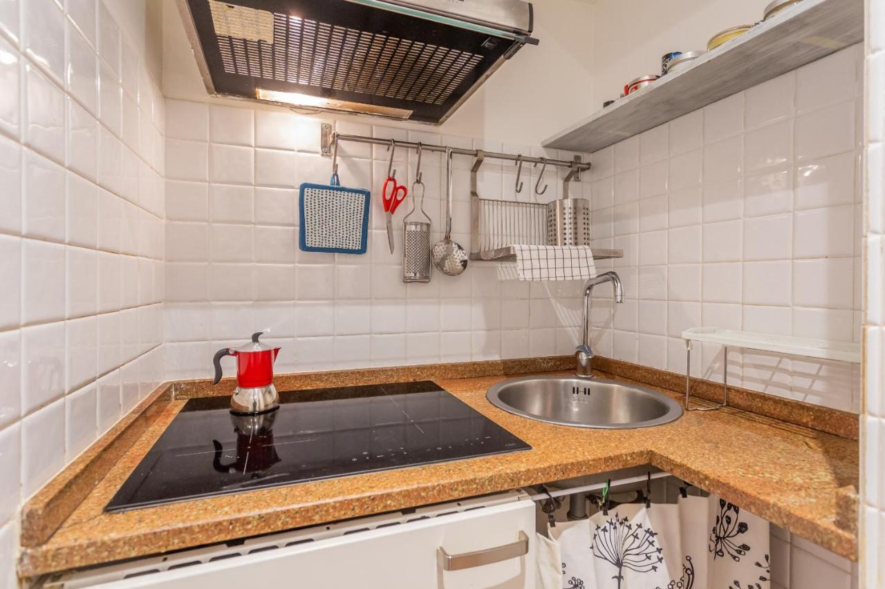 Apartment Trastevere Vintage Artistic Loft Rome