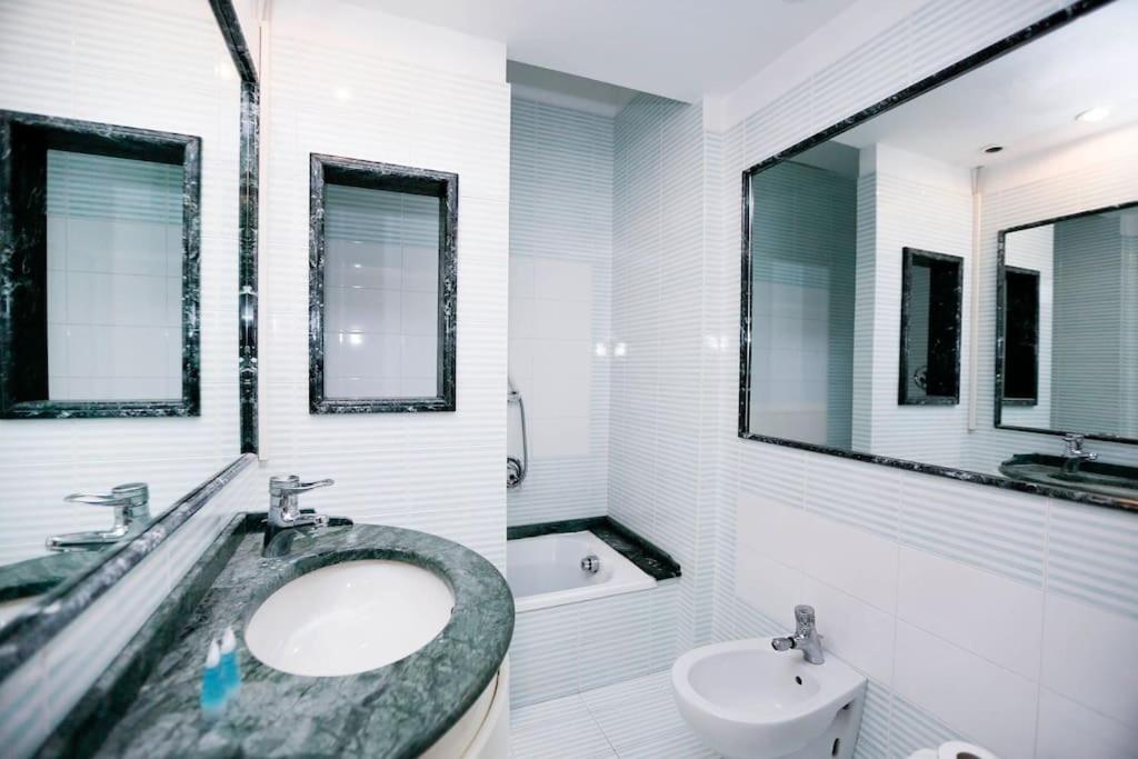 Blue Navona Two Bedroom - Topcollection Rome