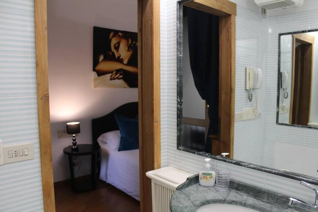 Blue Navona Two Bedroom - Topcollection Apartment Rome