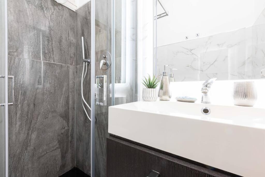 Apartment Romantic Jacuzzi Trastevere - Topcollection Rome