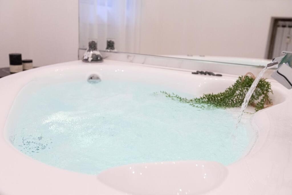 Romantic Jacuzzi Trastevere - Topcollection Apartment *