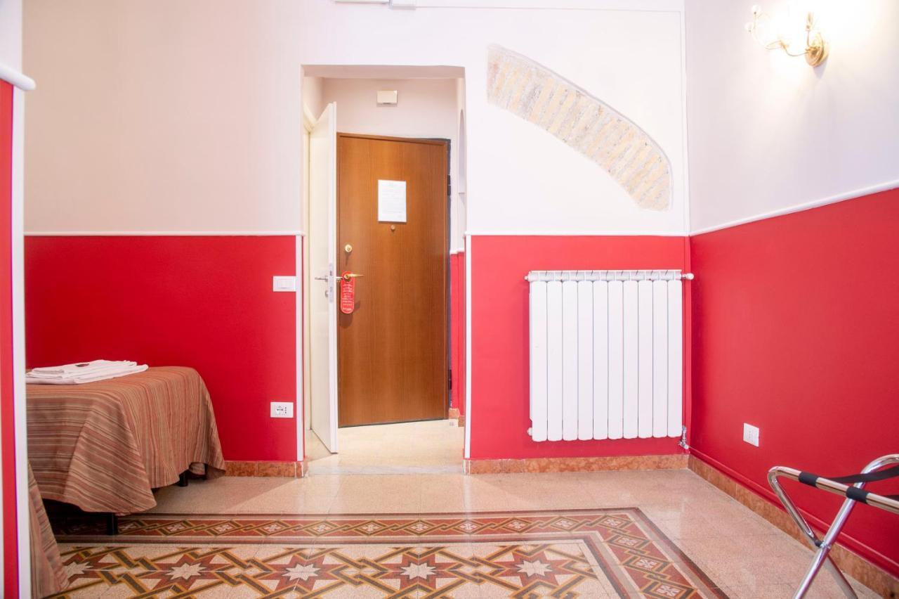 Domus Napoleone Affittacamere 3*
