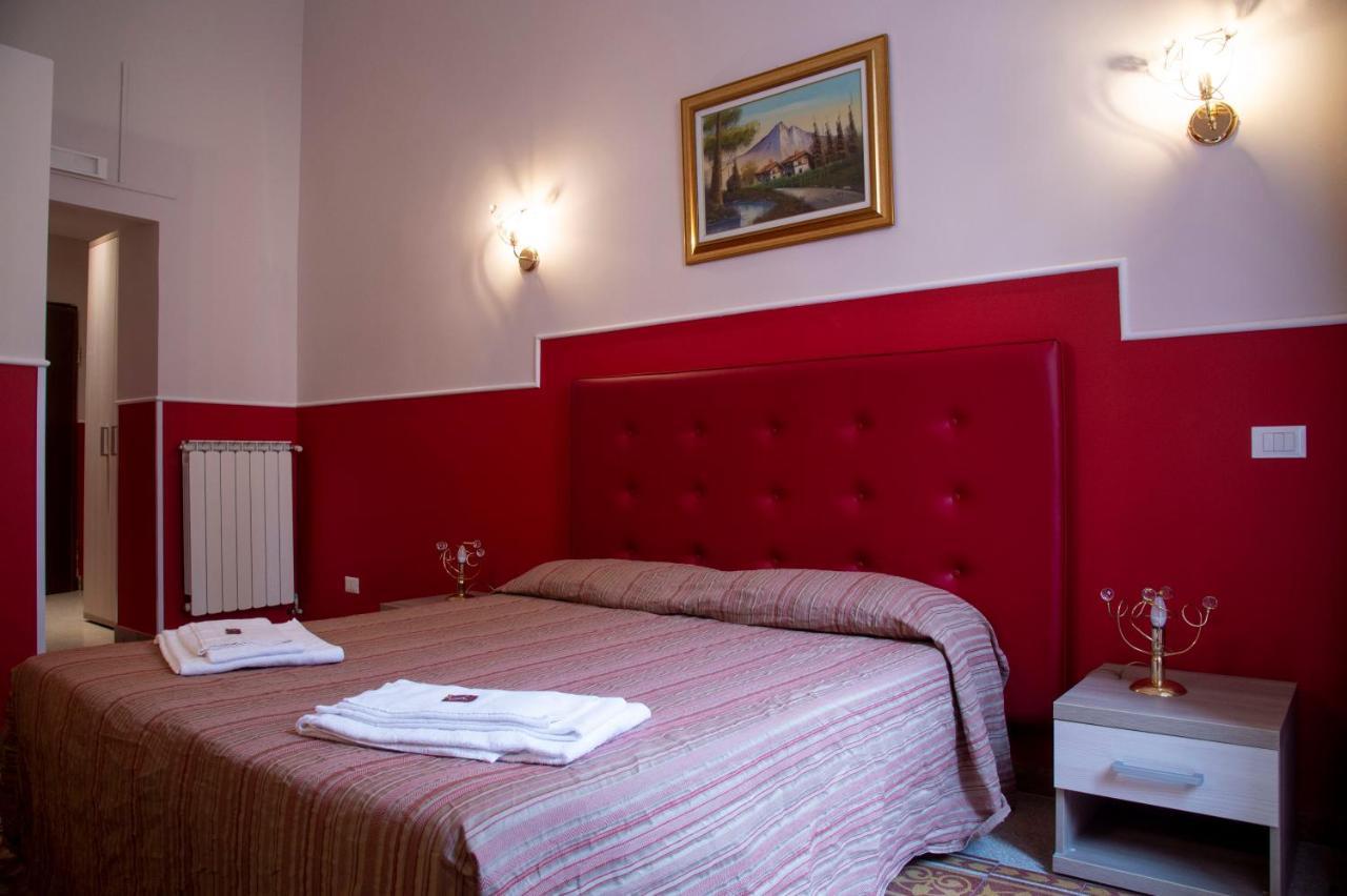 Domus Napoleone Affittacamere 3*