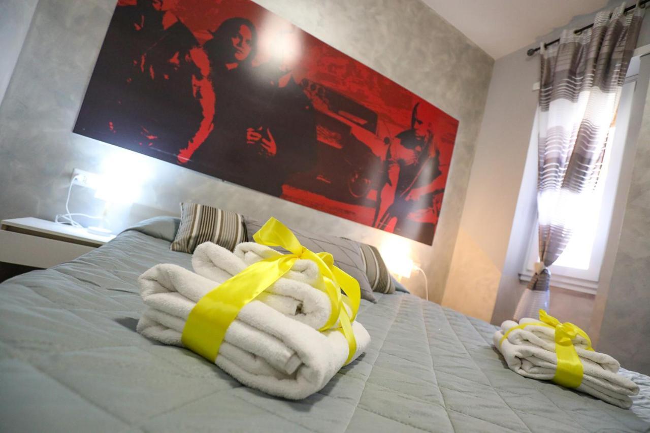 Guest house Movie *