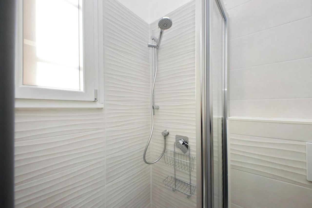 Ych-luminoso Per 8 Pax Apartment *