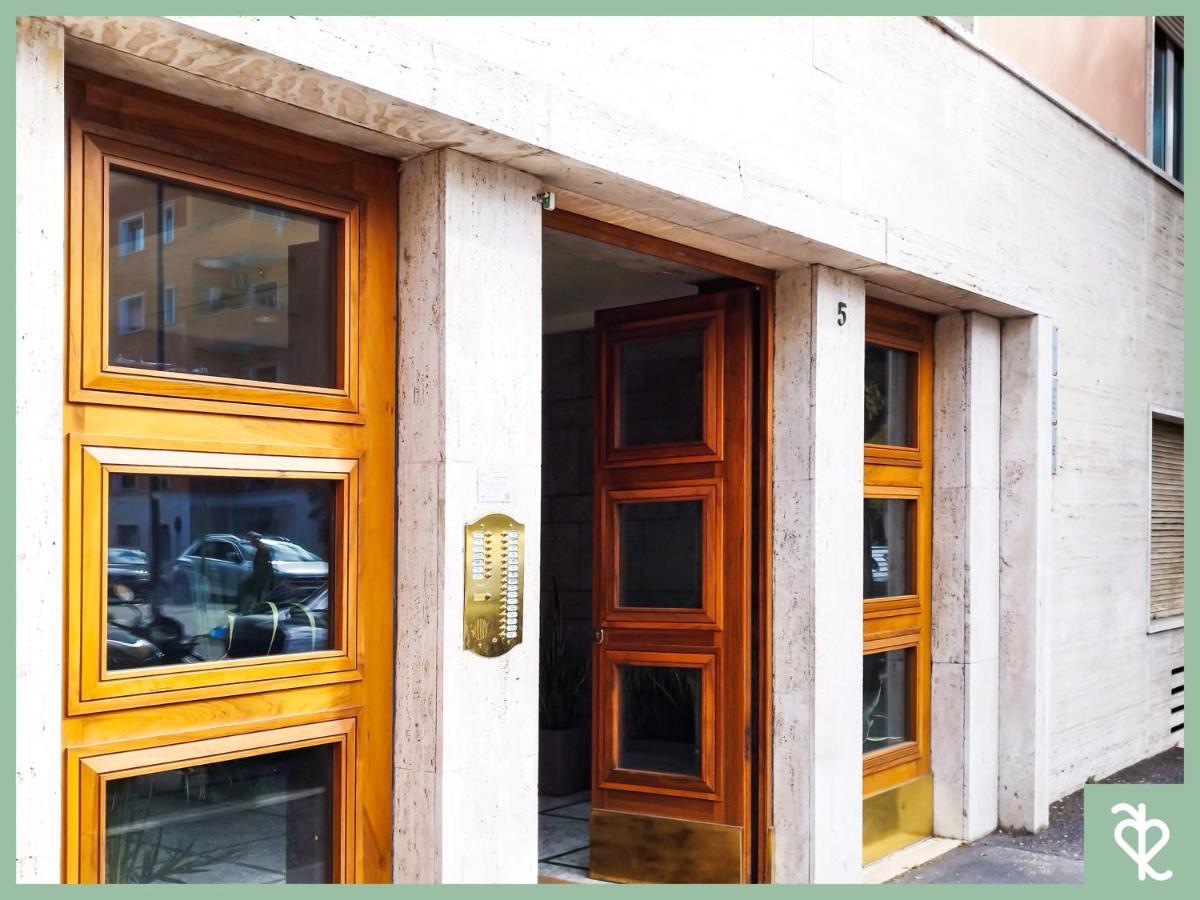 Romesweetrome Apartment