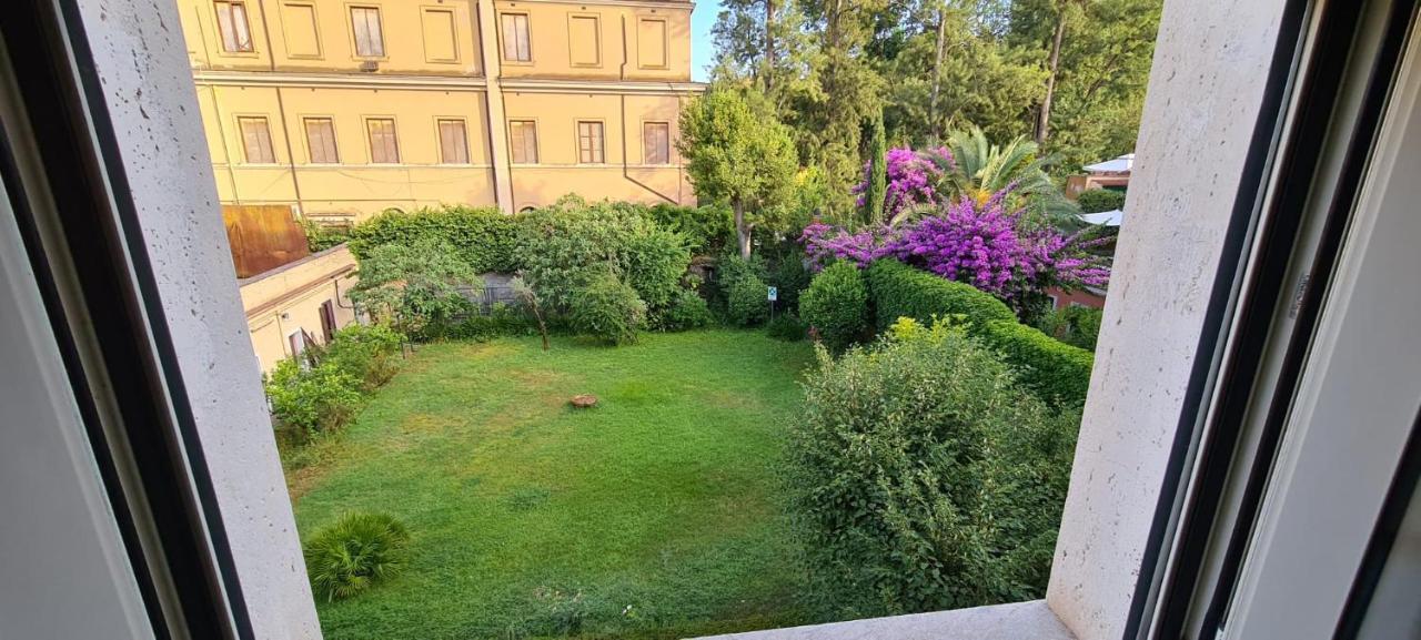 Riari Bed & Breakfast 5*