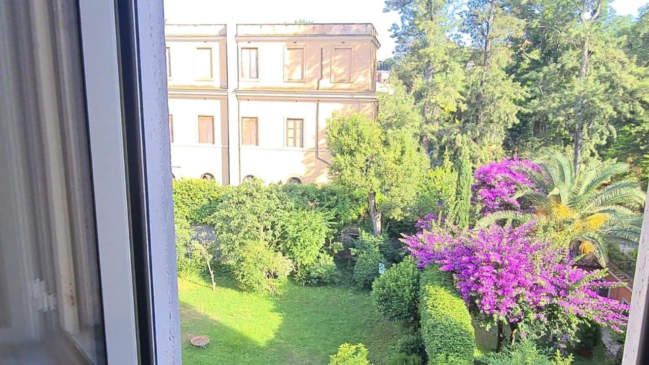 Riari Bed & Breakfast 5*